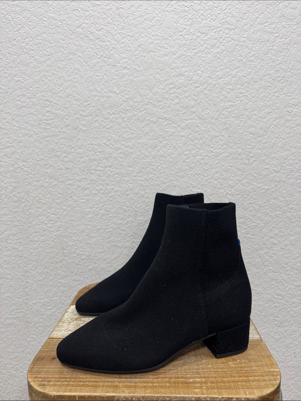 Rothy’s Classic Boot Black Knit Chelsea Size 7 NEW - Picture 5 of 9